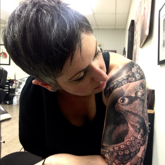 Meet your Posher, Stacy - Picture 1 of 1